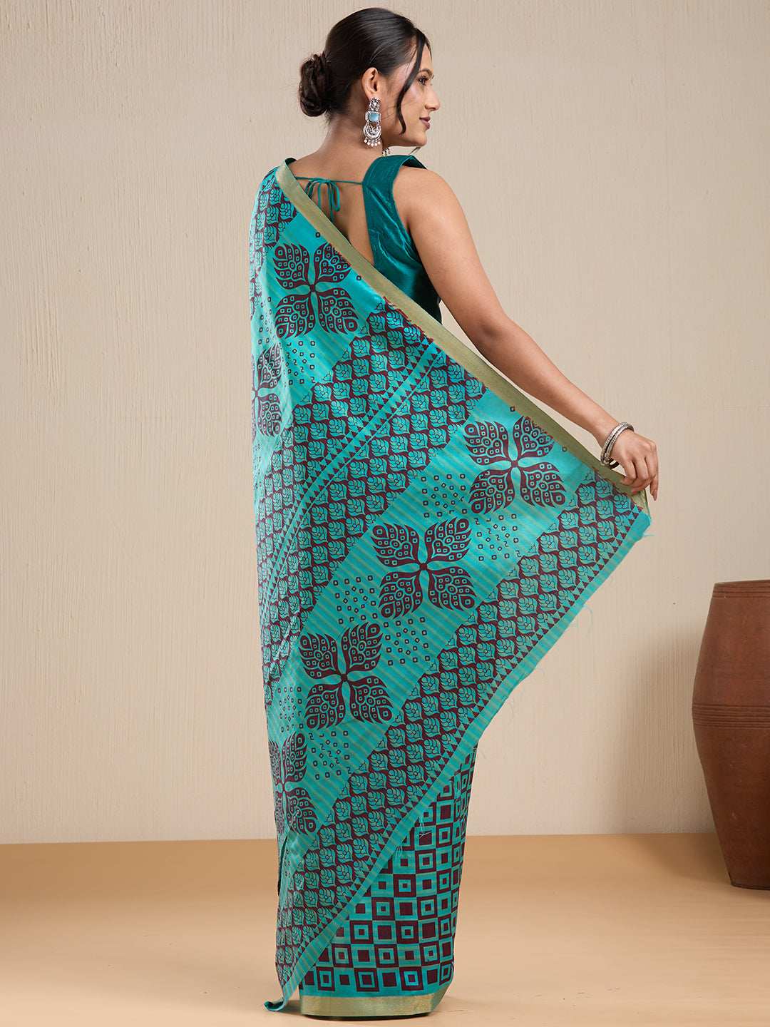 Vervee Couture Teal Silk Blend Saree with Semi Stitched Blouse | EKA