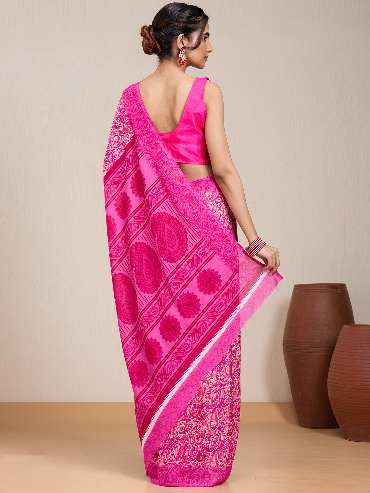 Vervee Couture Pink Floral Printed Poly Georgette Saree | EKA