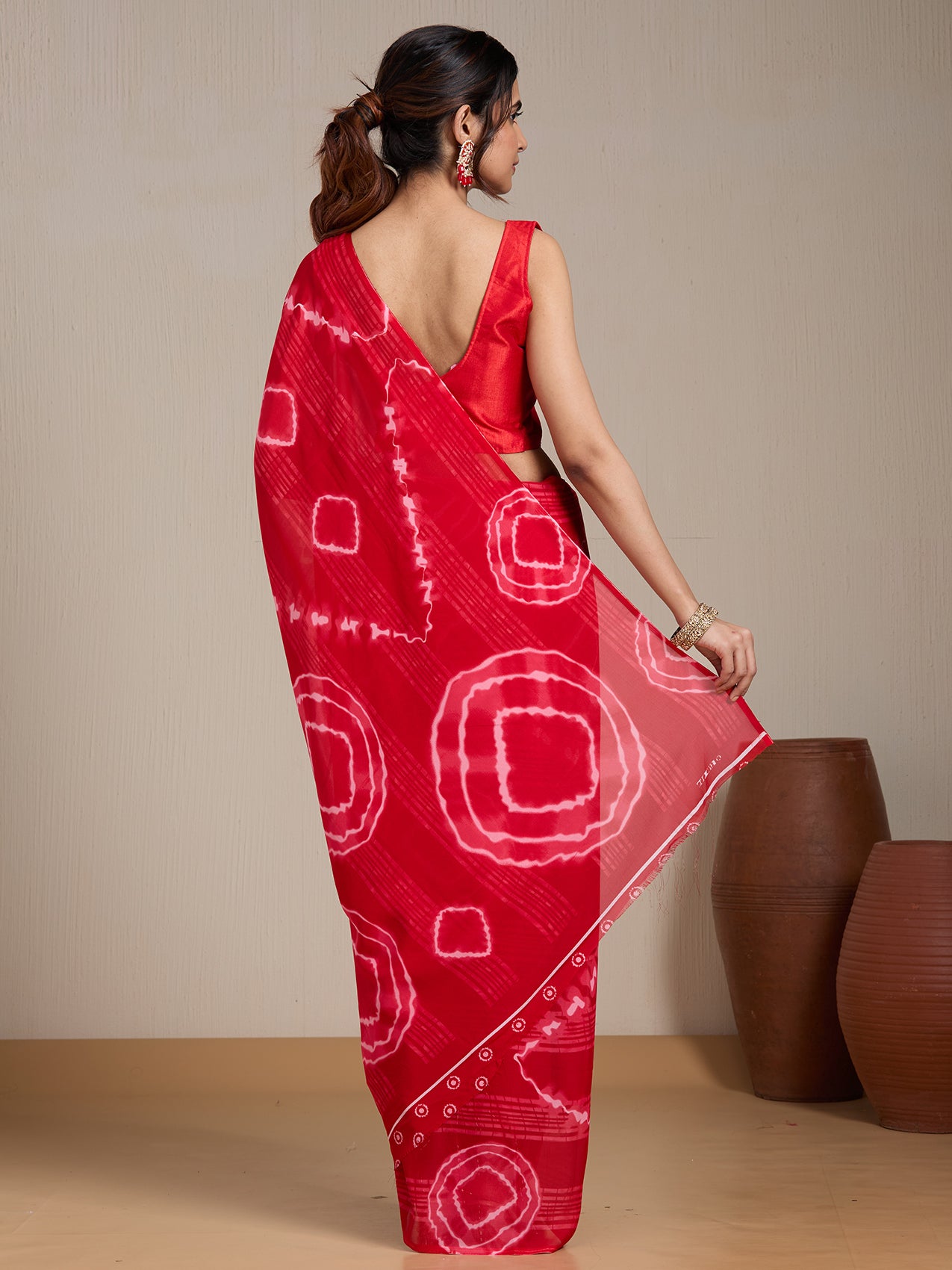 Vervee Couture Red White Shibori Poly Georgette Saree | EKA