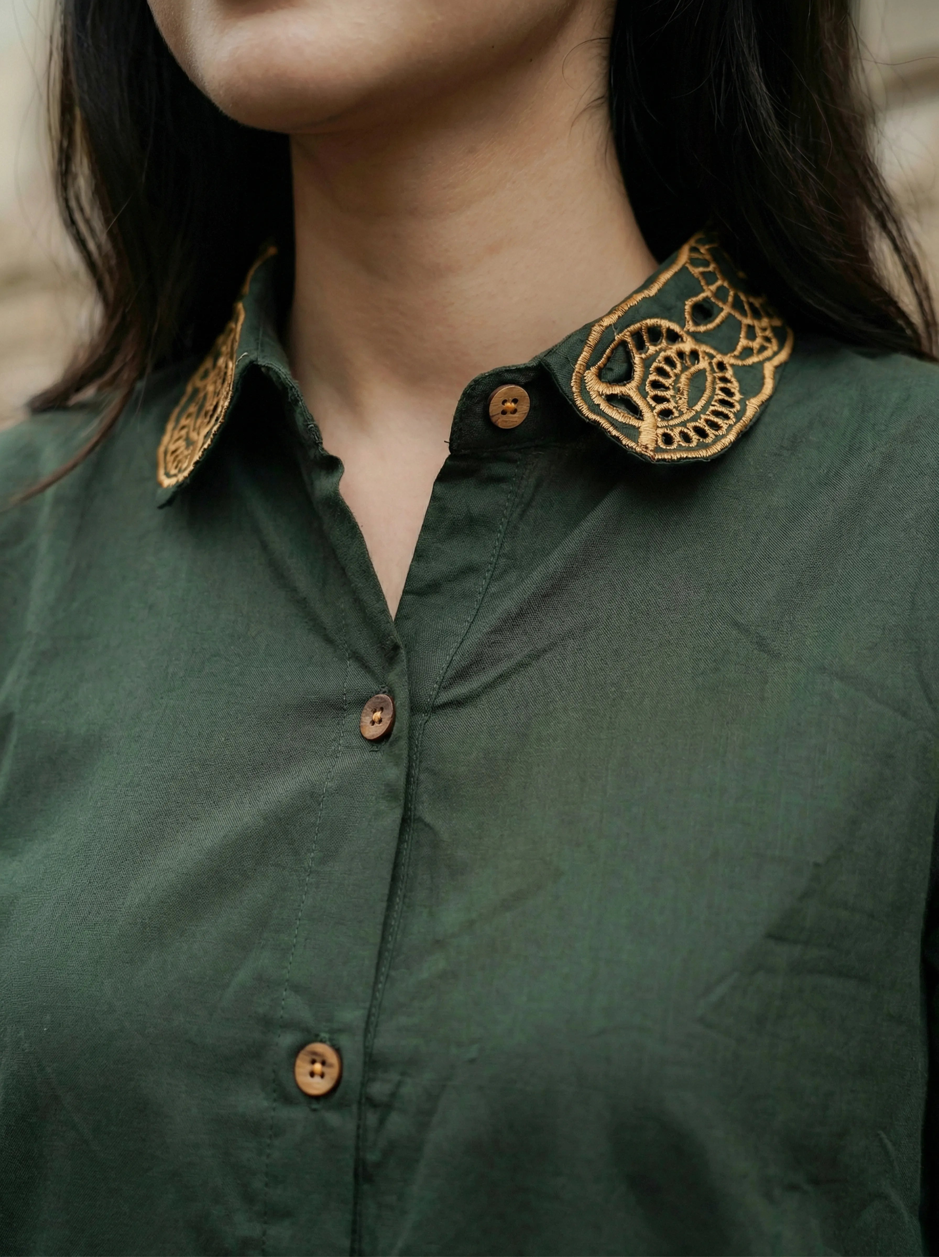 Green Statement Embroidered Co-ord Set in Cotton Cambric