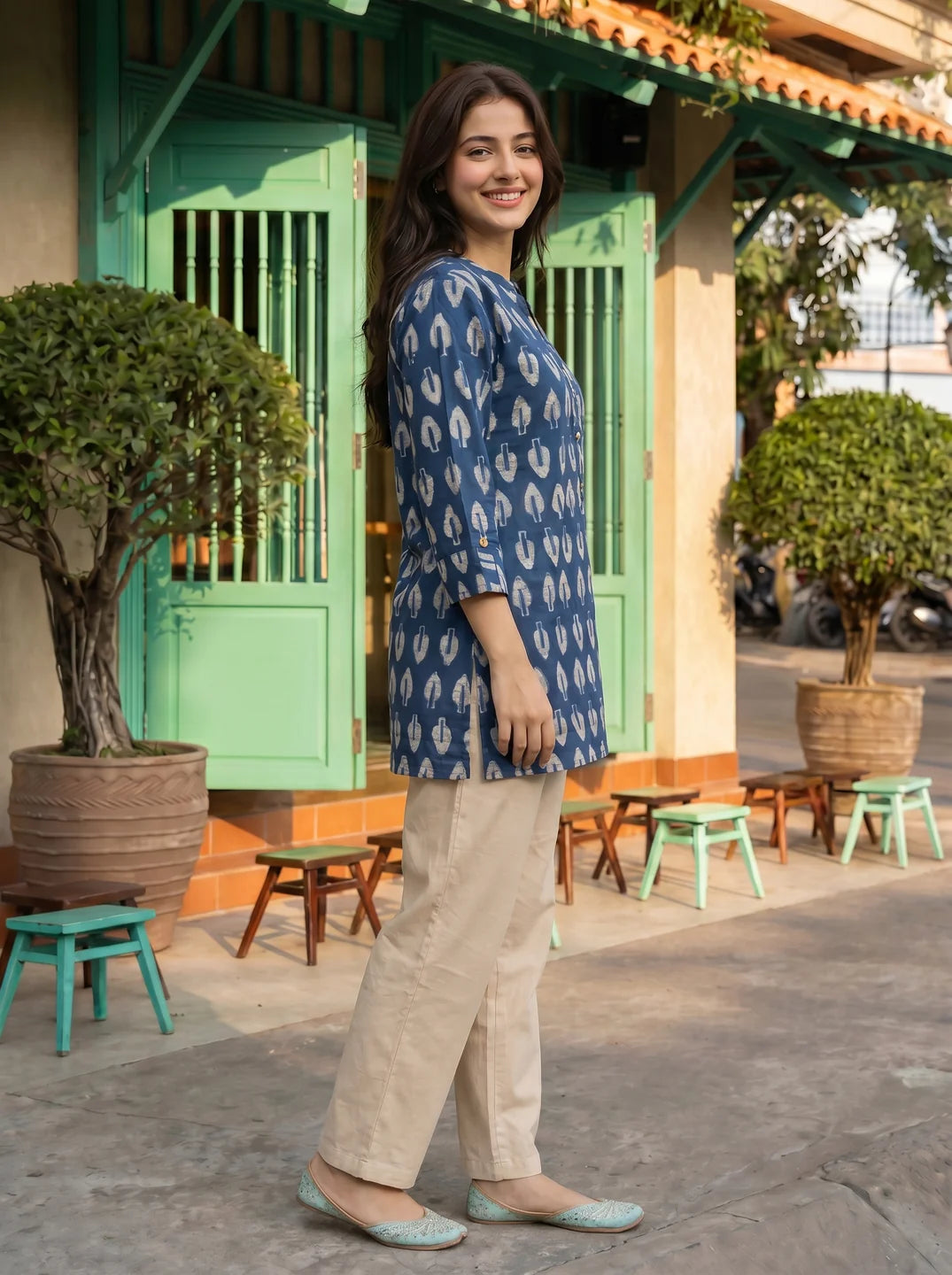 Indigo Geometric Leaf Print Cotton Short Kurti