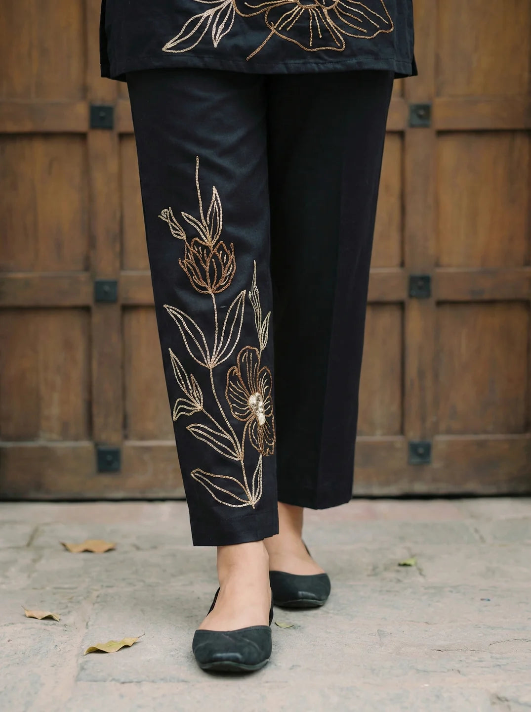 Black Embroidered Kurta With Pants Co-Ord Set