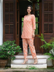 Peach Color Foral Print Cotton Kurta With Pant