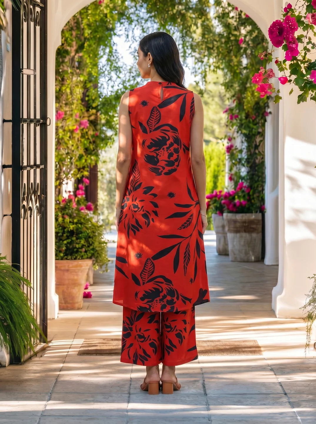 Red & Black Bold Floral Beaded Ethnic Kurta Pant Set