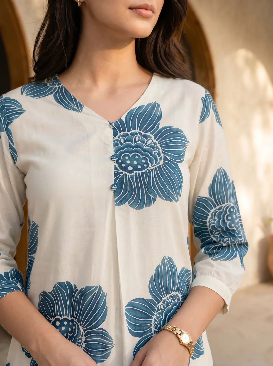 Cream & Peacock Blue Printed Viscose Kurta Pant Set