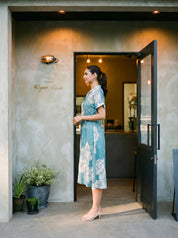 Blue Abstract Printed bold flower motif Muslin Midi Dress
