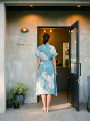 Blue Abstract Printed bold flower motif Muslin Midi Dress