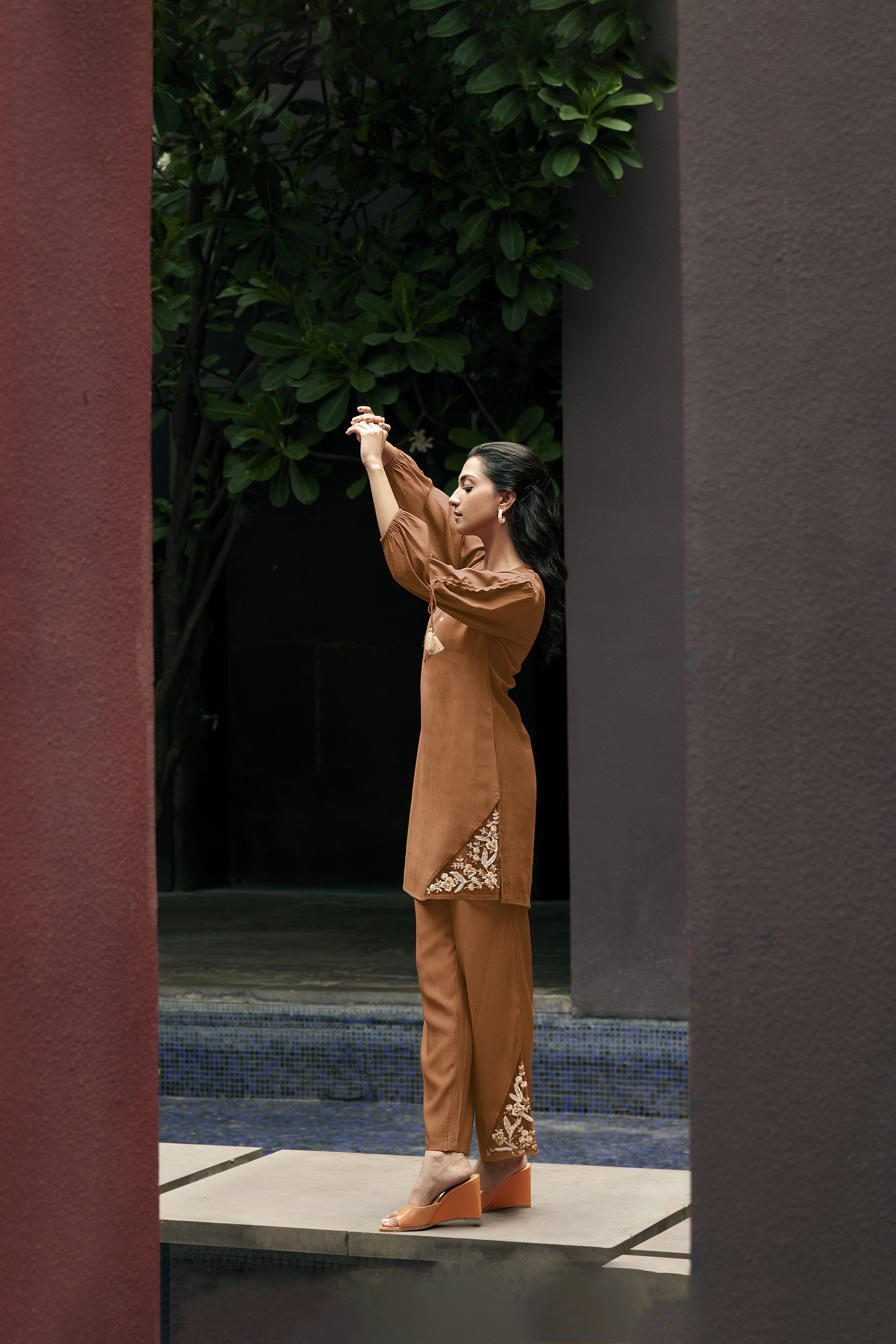 Kaftanize Kiaa-Rust Orange Embroidered Thread Work Puff Sleeve Tunic With Straight Pant
