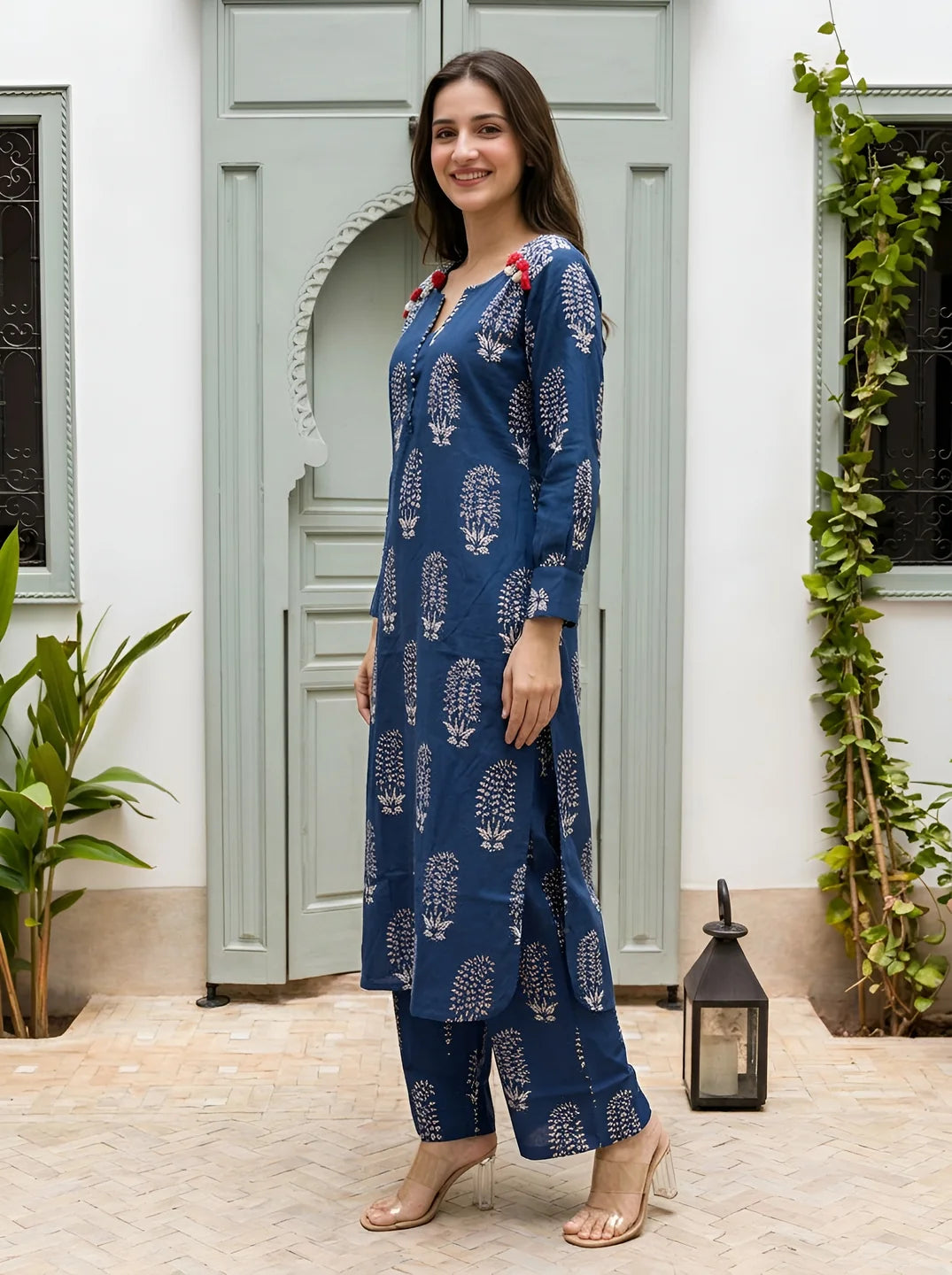 Dark Blue Floral Buta Print Kurta Set in Cotton