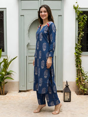 Dark Blue Floral Buta Print Kurta Set in Cotton