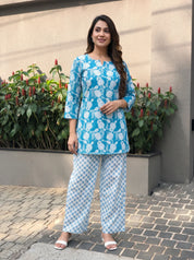 Blue Cotton Botanical Printed Kurta With Pant