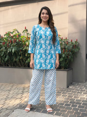 Blue Cotton Botanical Printed Kurta With Pant