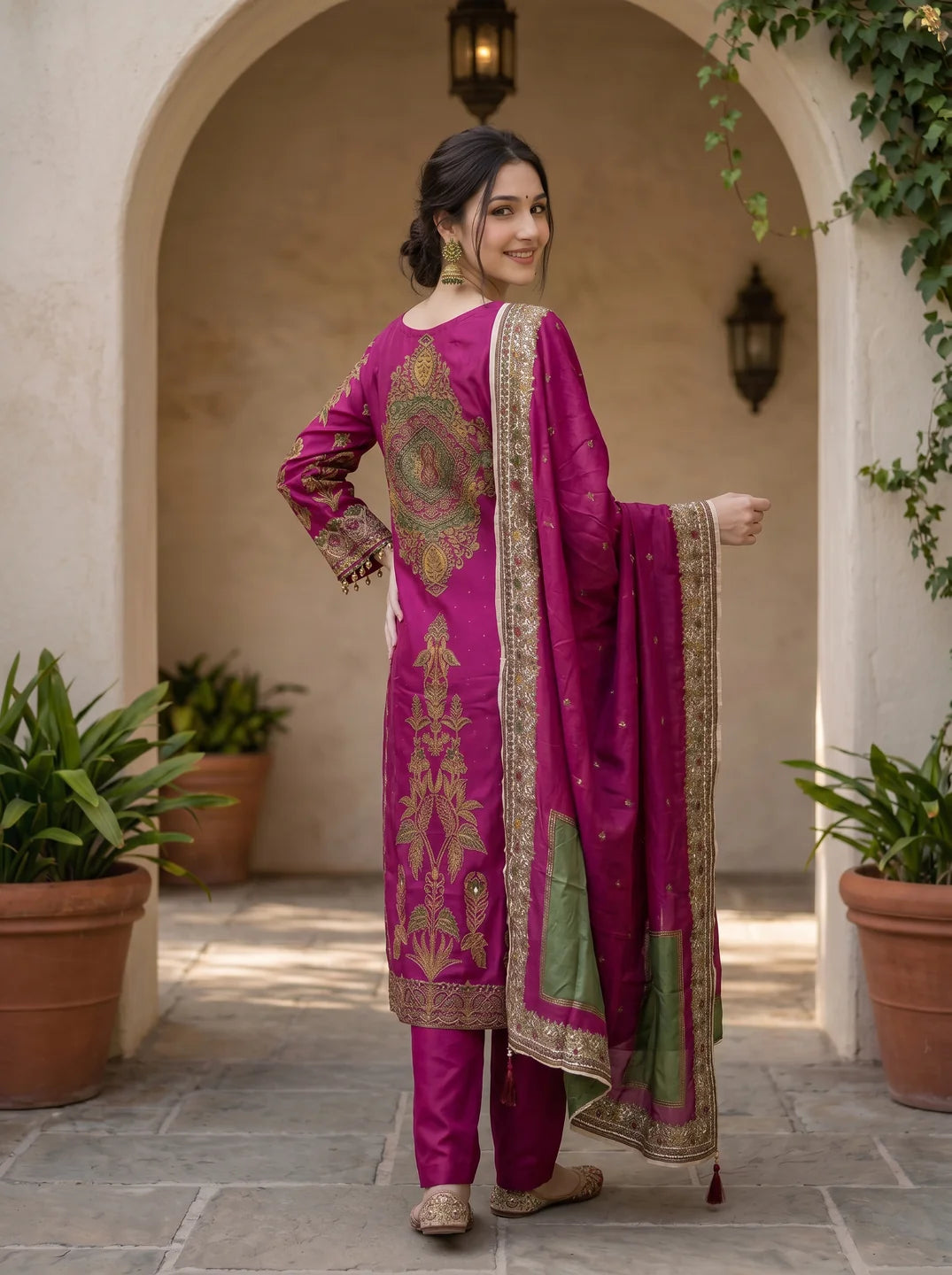 Fuchsia Pink Printed Kurta Set With Muslin Dupatta