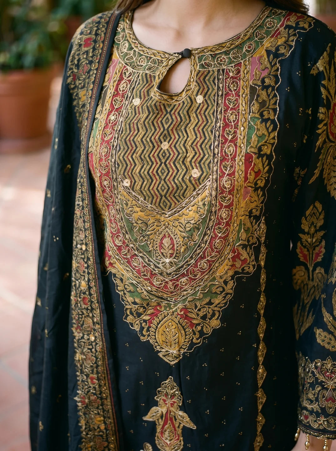 Black Printed Kurta Set With Muslin Dupatta