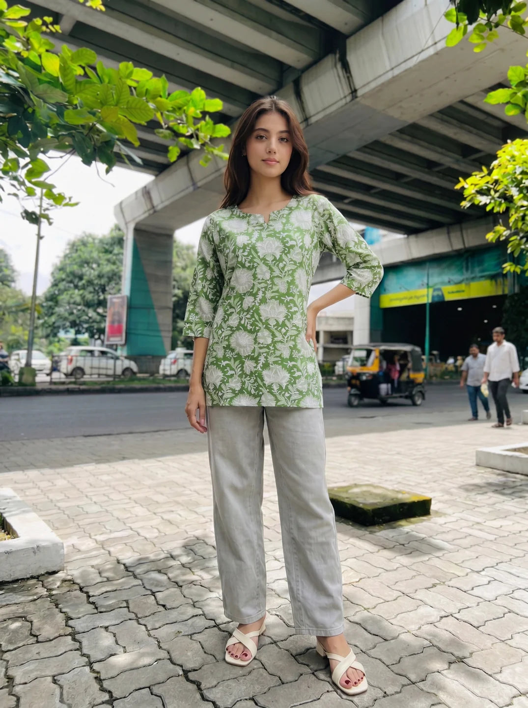 Green Floral Bloom Cotton Short Kurti
