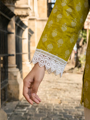 Mustard Yellow Geometric Floral Buti Short Kurti in Cotton