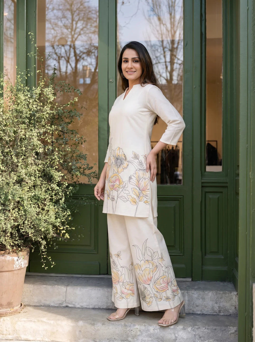 Cream Floral Kurta & Wide-Leg Cotton Flex Co-ord Set