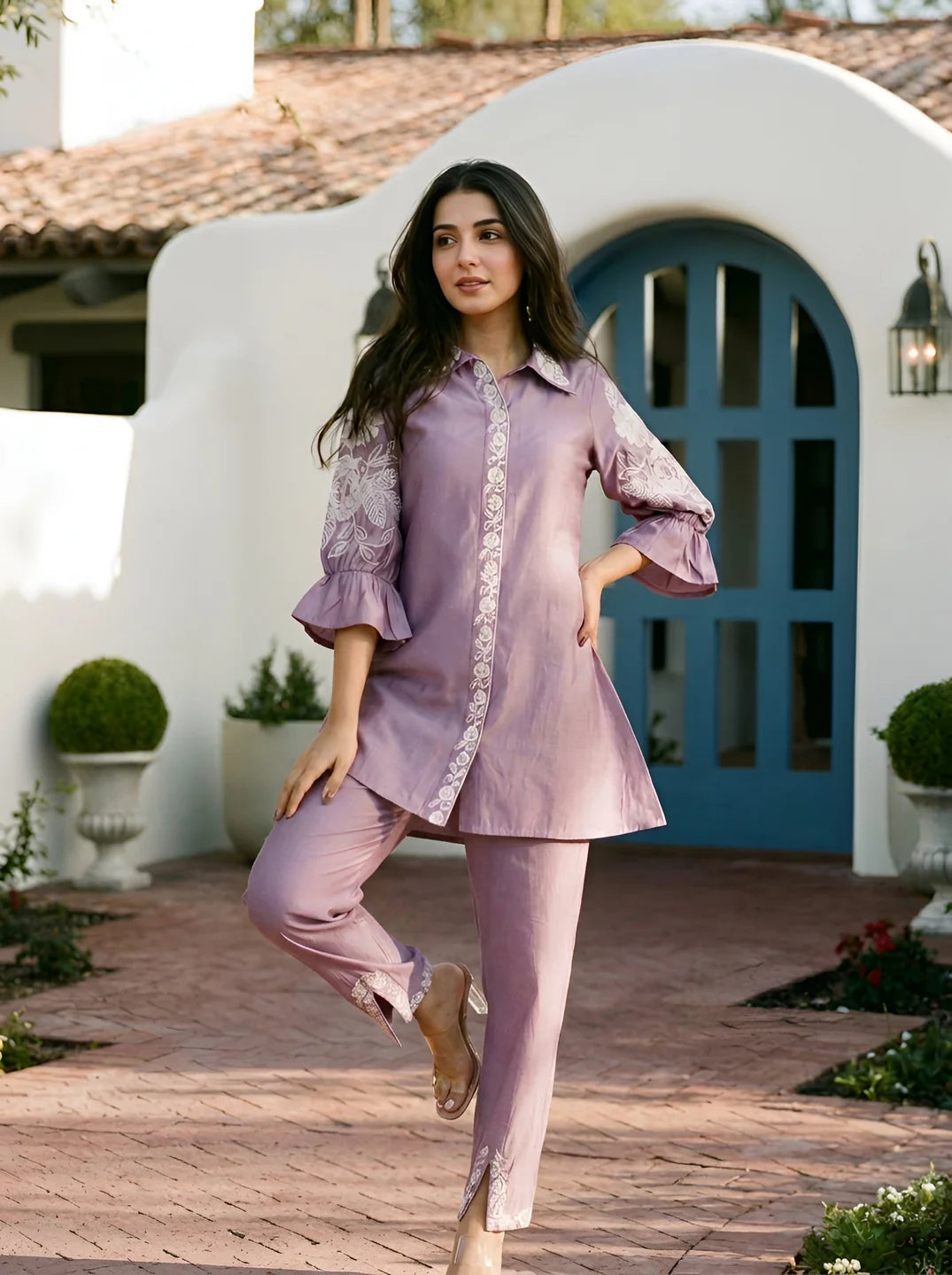 Iris Color Placement Embroidered Ethnic Set in Roman Silk