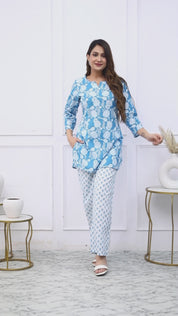 Blue Cotton Botanical Printed Kurta With Pant