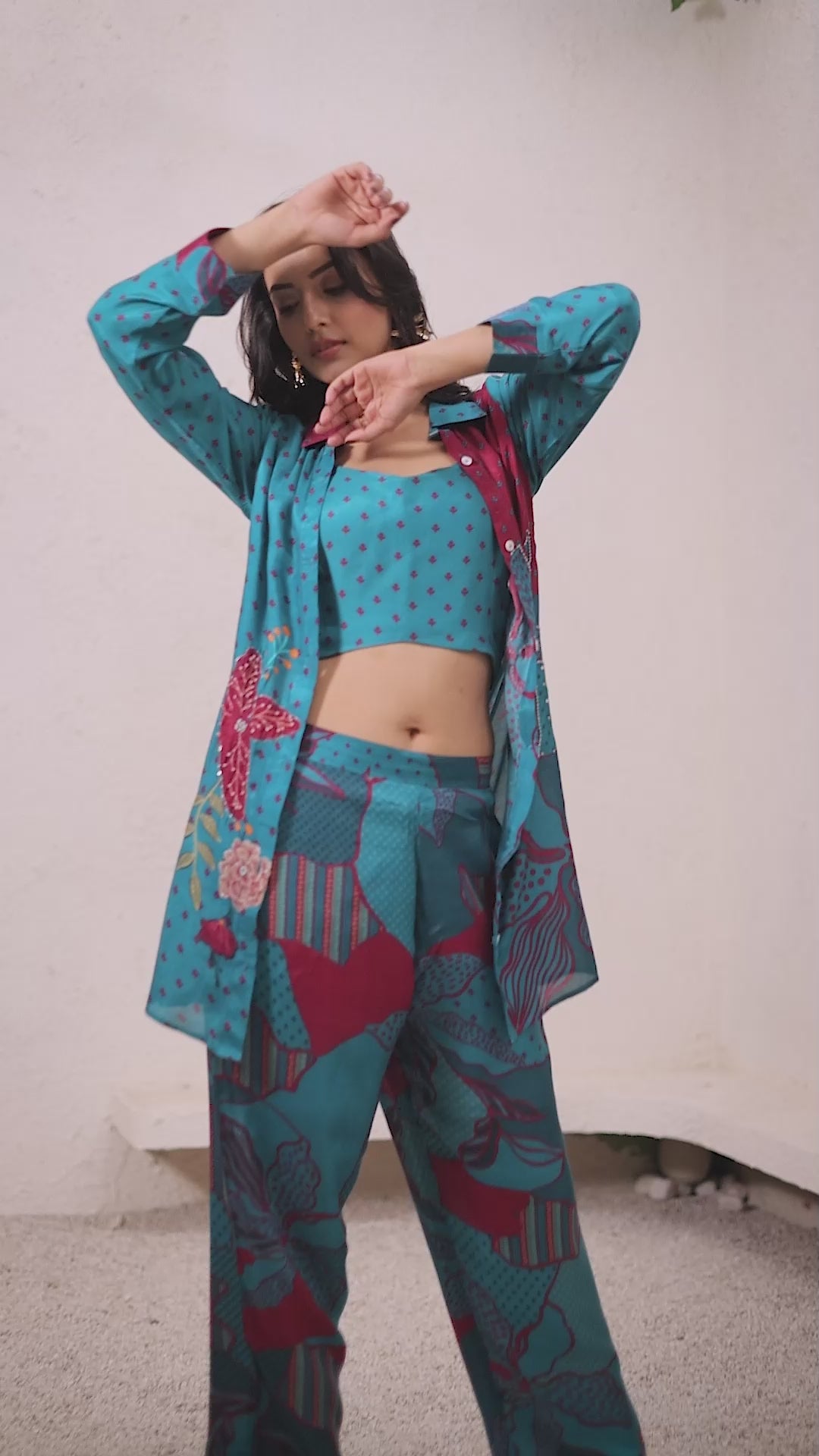 Kaftanize Teal Blue Multicolored Abstract Print With Sequins Viscose 3 piece Co-Ord Set With Camisole