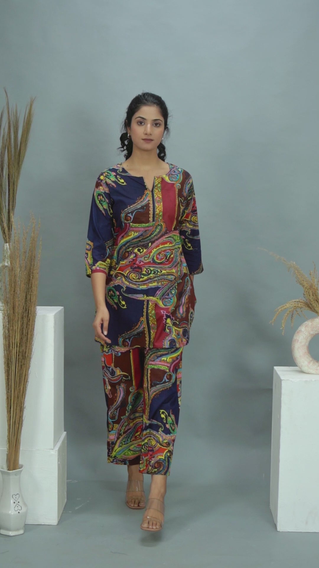 Navy Blue Cotton Abstract Printed Kurta With Pant