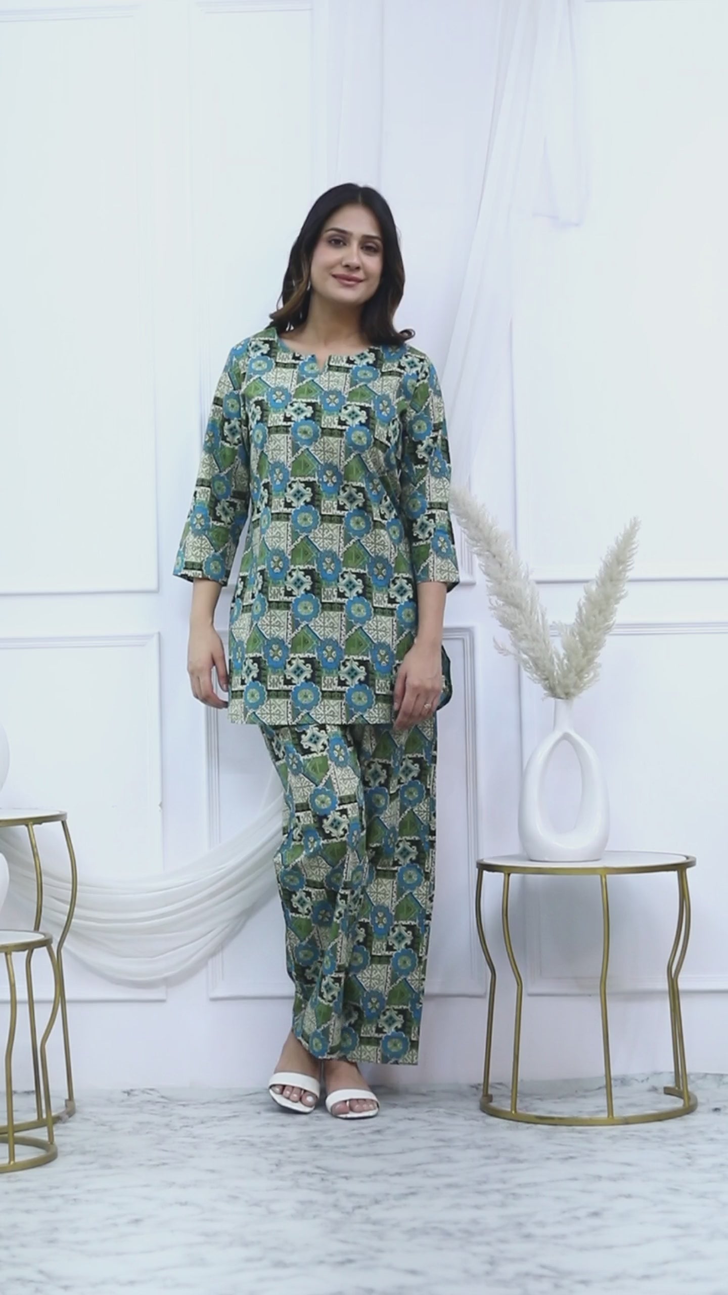 Geo Floral Printed Green Cotton Kurta With Pant